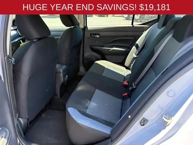2025 Nissan Versa 1.6 SV
