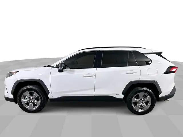 2022 Toyota RAV4 Hybrid LE