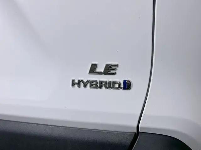 2022 Toyota RAV4 Hybrid LE