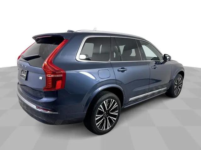 2023 Volvo XC90 Recharge T8 Plus 6-Seater