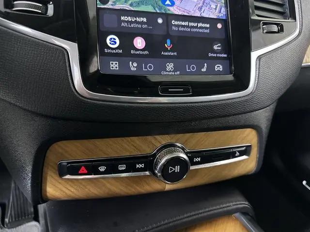 2023 Volvo XC90 Recharge T8 Plus 6-Seater