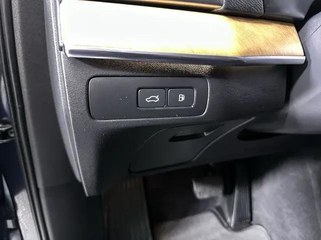2023 Volvo XC90 Recharge T8 Plus 6-Seater