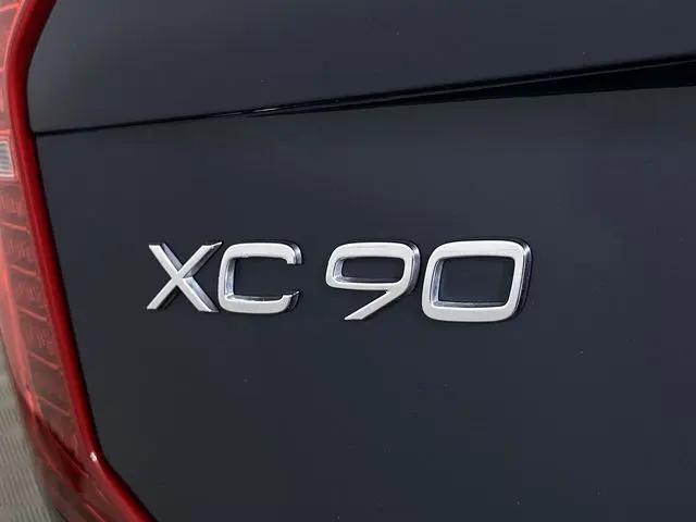 2023 Volvo XC90 Recharge T8 Plus 6-Seater