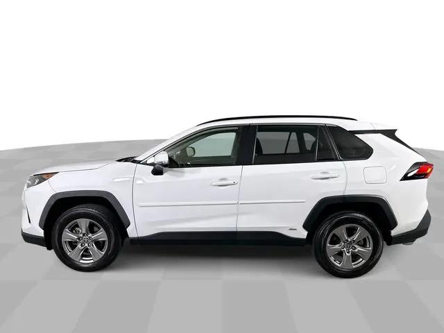 2022 Toyota RAV4 Hybrid LE