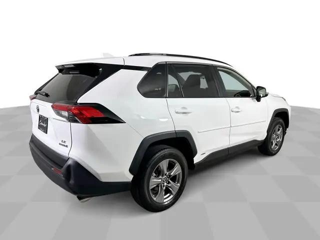 2022 Toyota RAV4 Hybrid LE
