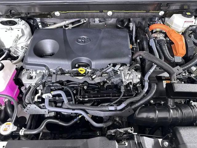 2022 Toyota RAV4 Hybrid LE