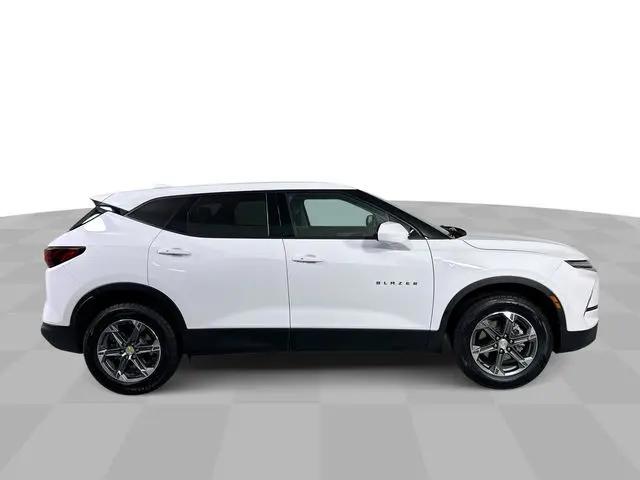 2025 Chevrolet Blazer FWD 2LT