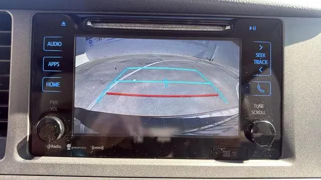 2017 Toyota Sienna XLE 8 Passenger
