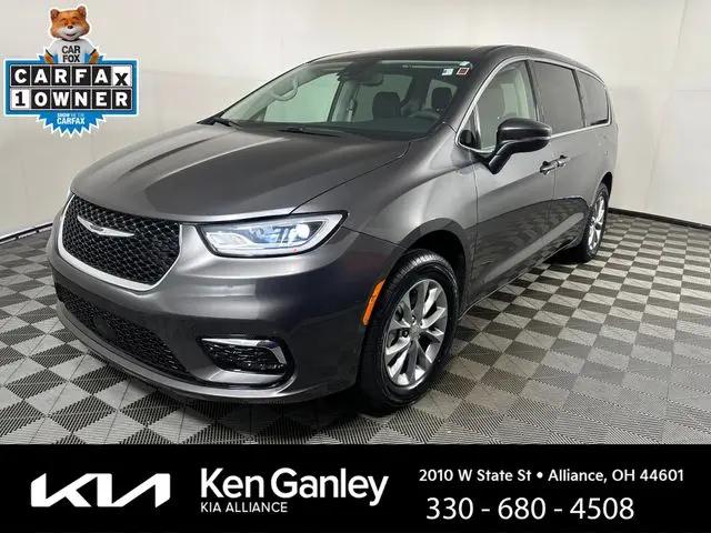 2023 Chrysler Pacifica Touring L AWD for sale in Alliance, OH