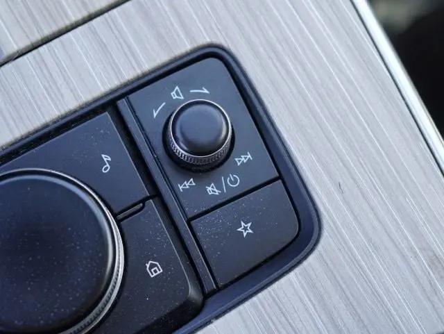 2025 Mazda X-90 3.3 Turbo Preferred Package