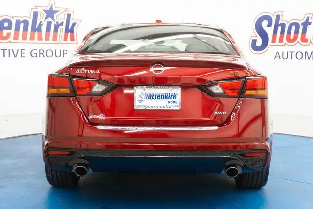 2023 Nissan Altima SR Intelligent AWD