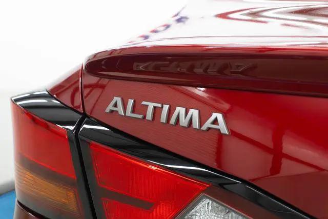 2023 Nissan Altima SR Intelligent AWD