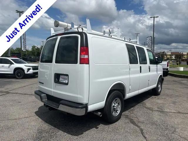 2026 Chevrolet Express Cargo Van 2500 Regular Wheelbase, WT, RWD