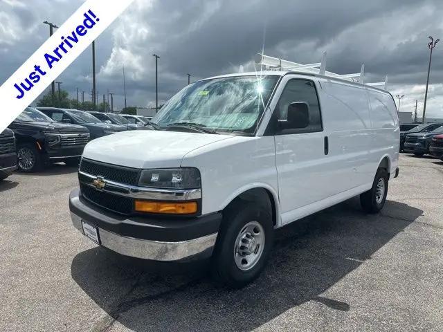2026 Chevrolet Express Cargo Van 2500 Regular Wheelbase, WT, RWD