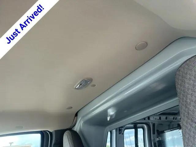 2026 Chevrolet Express Cargo Van 2500 Regular Wheelbase, WT, RWD