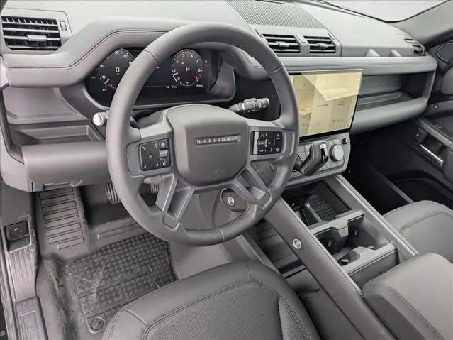 2026 Land Rover Defender P400 X-Dynamic SE