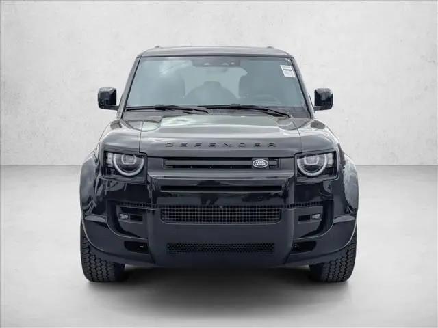 2026 Land Rover Defender P400 X-Dynamic SE