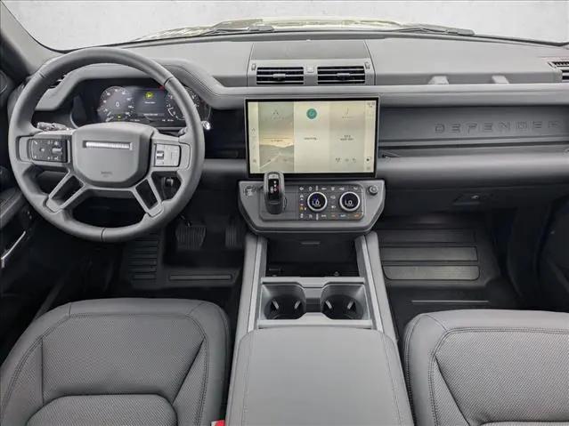 2026 Land Rover Defender P400 X-Dynamic SE