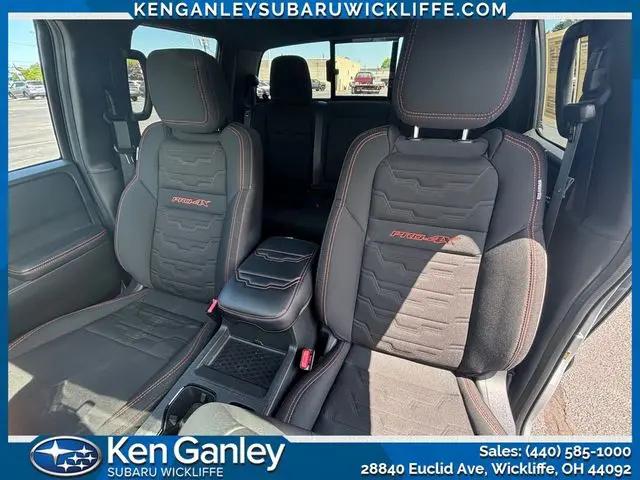 2025 Nissan Frontier Crew Cab PRO-4X 4x4