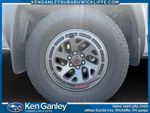 2025 Nissan Frontier Crew Cab PRO-4X 4x4