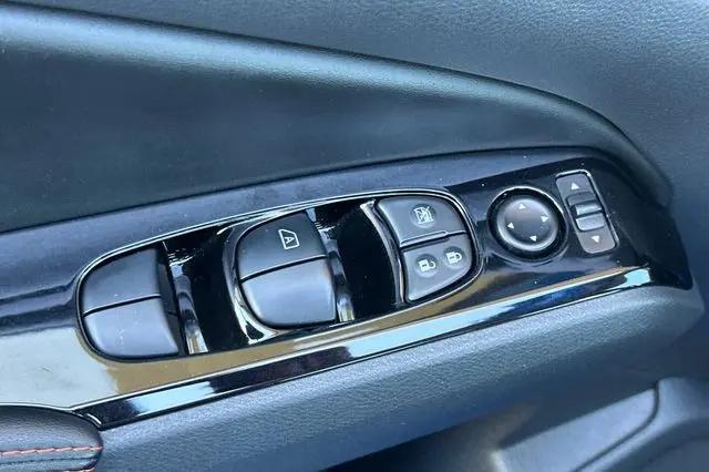 2025 Nissan Altima SR FWD