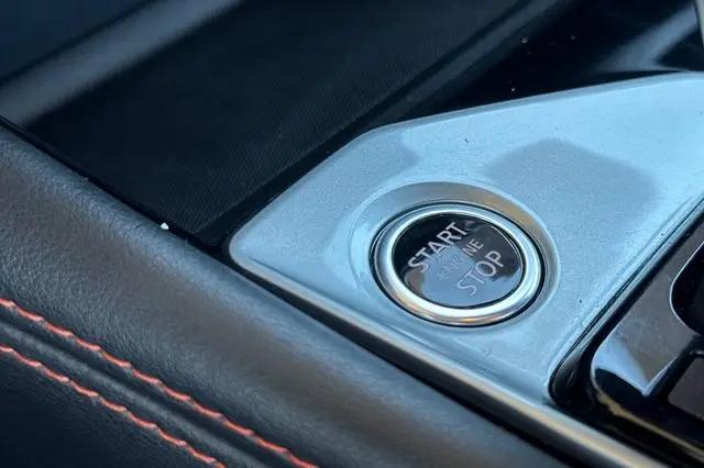 2025 Nissan Altima SR FWD
