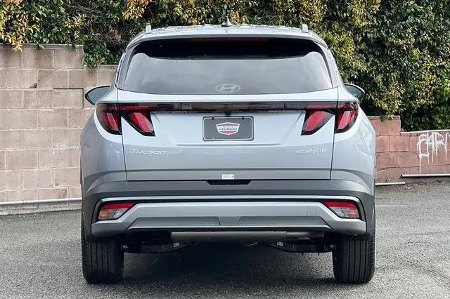 2026 Hyundai Tucson Hybrid SEL