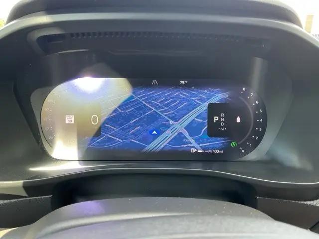 2024 Volvo XC40 B5 Ultimate Bright Theme