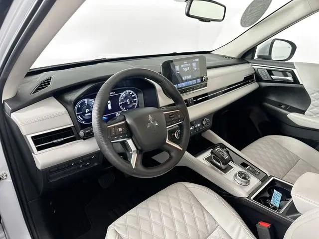 2023 Mitsubishi Outlander PHEV SEL S-AWC