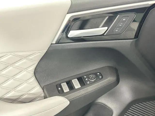 2023 Mitsubishi Outlander PHEV SEL S-AWC