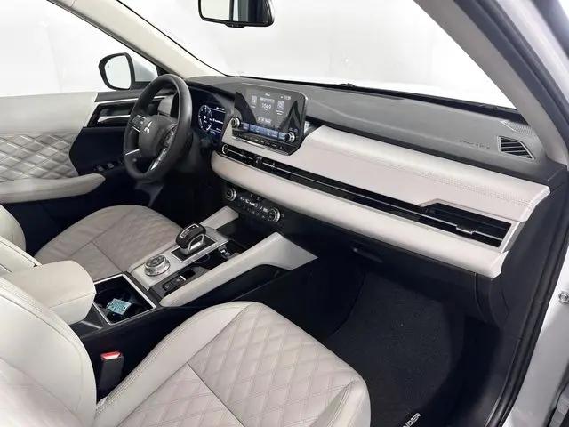 2023 Mitsubishi Outlander PHEV SEL S-AWC