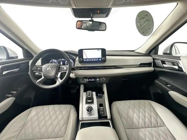 2023 Mitsubishi Outlander PHEV SEL S-AWC