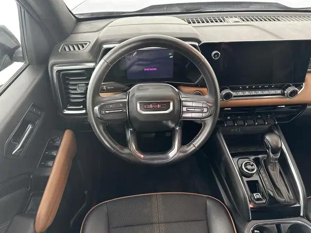 2023 GMC Canyon AT4