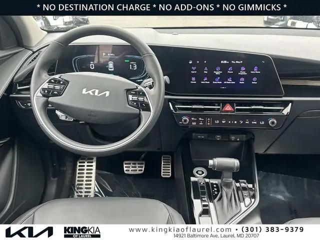 2025 Kia Niro EX Touring