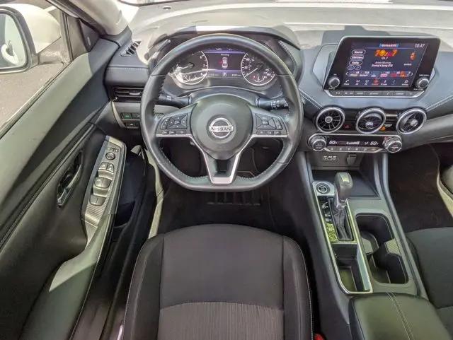 2021 Nissan Sentra SV Xtronic CVT