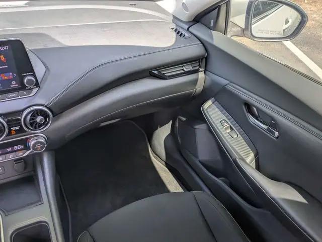 2021 Nissan Sentra SV Xtronic CVT