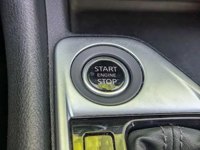 2021 Nissan Sentra SV Xtronic CVT