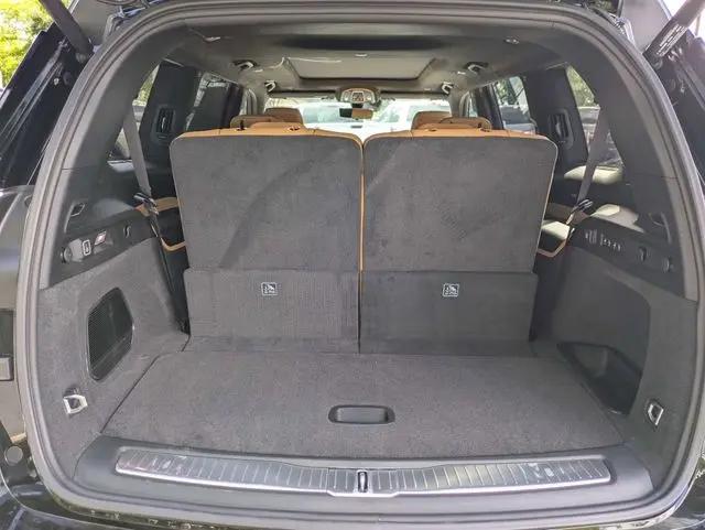 2026 Jeep Grand Cherokee L Summit 4x4