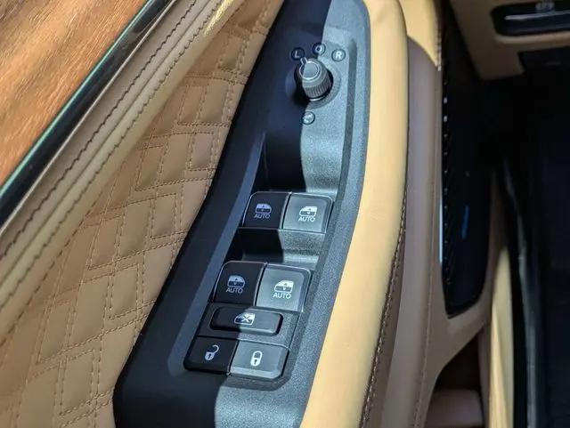 2026 Jeep Grand Cherokee L Summit 4x4