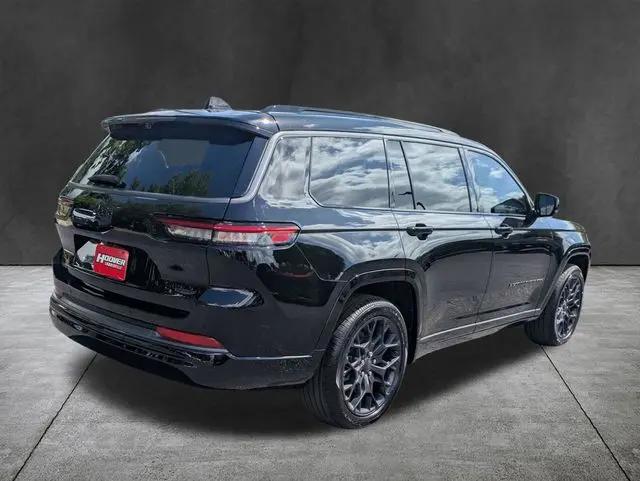 2026 Jeep Grand Cherokee L Summit 4x4