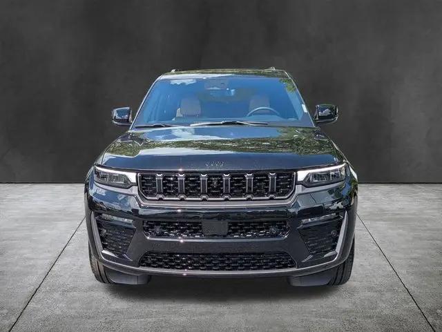 2026 Jeep Grand Cherokee L Summit 4x4