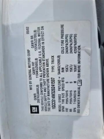 2002 Chevrolet S-10 Base