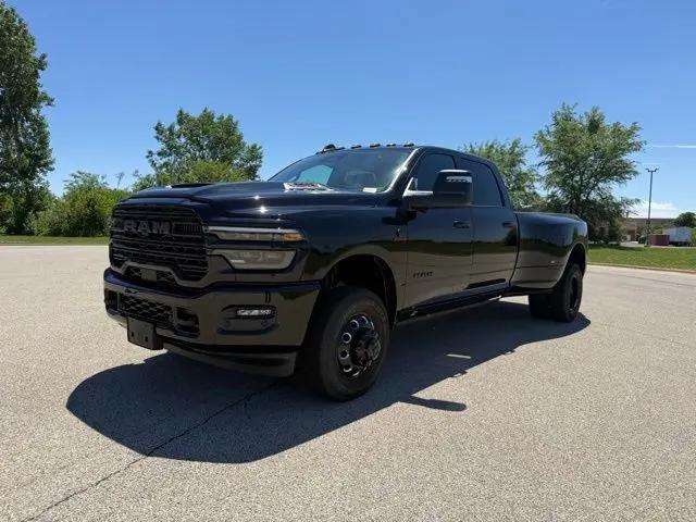 2026 Ram 3500 Laramie Crew Cab 4x4 8' Box