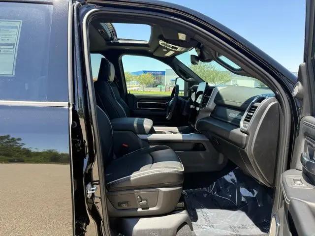 2026 Ram 3500 Laramie Crew Cab 4x4 8' Box
