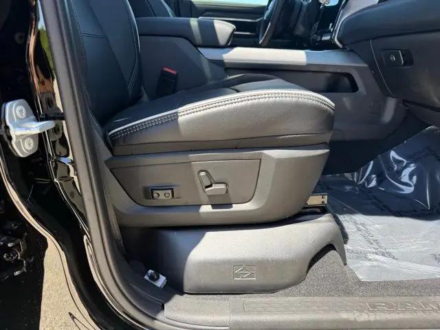 2026 Ram 3500 Laramie Crew Cab 4x4 8' Box