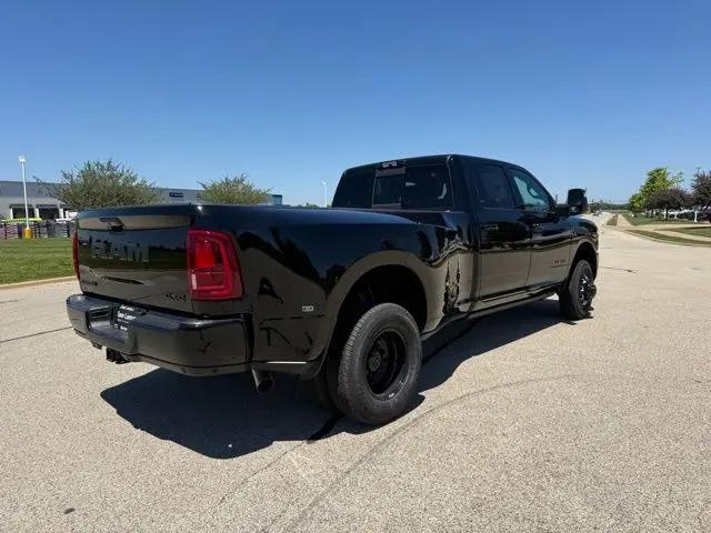 2026 Ram 3500 Laramie Crew Cab 4x4 8' Box