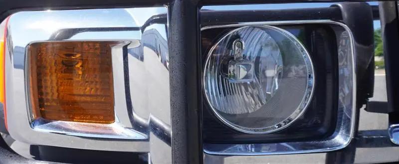 2009 HUMMER H3T Alpha