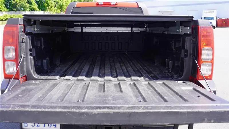 2009 HUMMER H3T Alpha