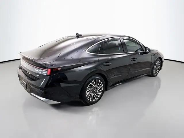 2024 Hyundai Sonata Hybrid Limited
