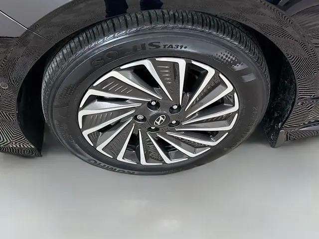 2024 Hyundai Sonata Hybrid Limited